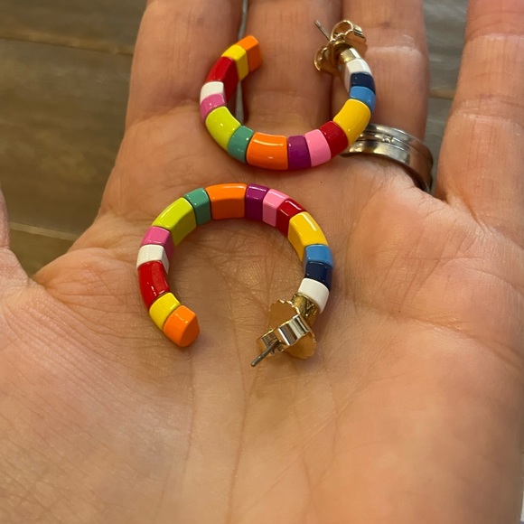 Roxanne Assoulin Multicolor Chiclet Hoop earrings - Picture 2 of 5